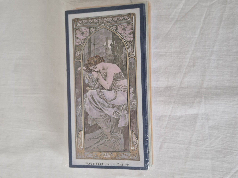 Greeting Cards-image not found