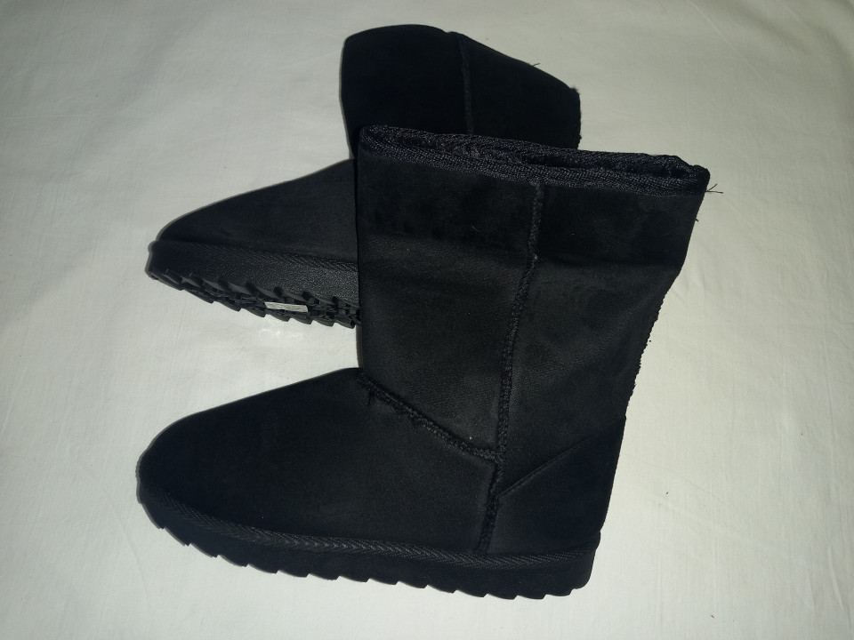 Fur Lined Calf Length Boots-image not found