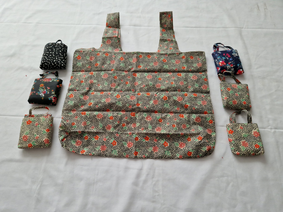 Foldaway Bags With Covers-image not found
