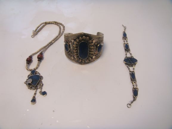 Ladies Jewellery-image not found