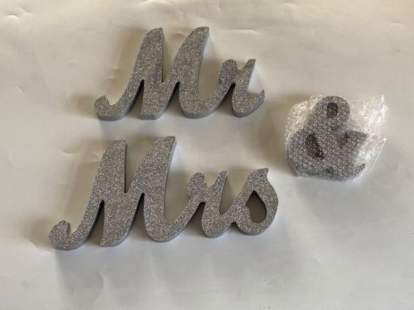 Mr & Mrs Plaques-image not found